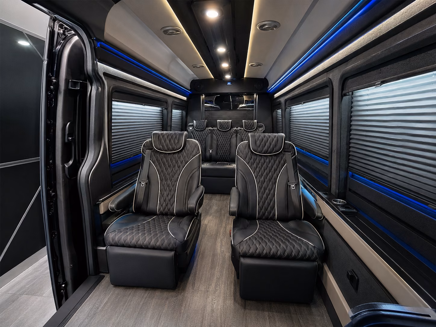 it s easy to get groups from newport beach resorts and hotels to any terminal